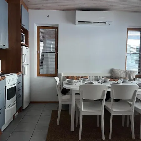 Tunnelmallinen Vuokatissa *